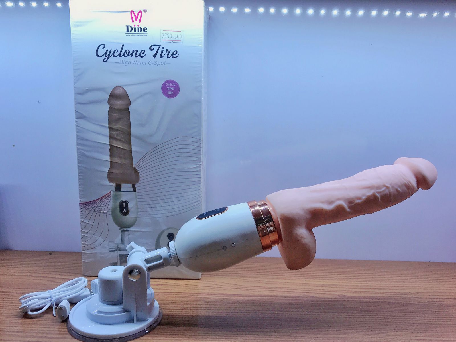 Dương Vật Giả Rung Thụt Ngoáy Gắn Tường Điều Khiển Từ Xa  Cyclone Fire - Shop Bao Cao Su Đà Nẵng